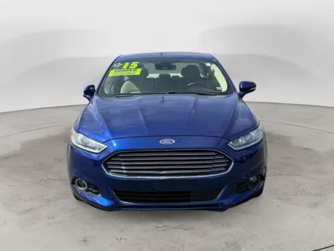 Photos of 2015 FORD FUSION SE for sale in Kansas City, MO at The Big Lot - Car Credit