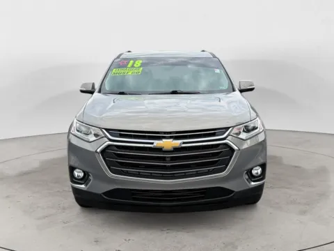 Photos of 2018 CHEVROLET TRAVERSE LT CLOTH for sale in Kansas City, MO at The Big Lot - Car Credit