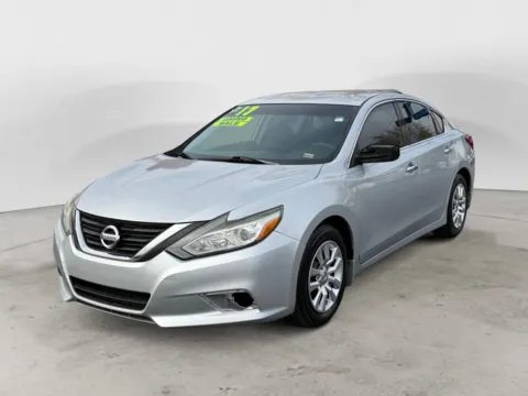 Silver 2017 NISSAN ALTIMA 2.5; 2.5 S; 2 2.5; 2.5 S; 2.5 SL; for sale in Kansas City, MO