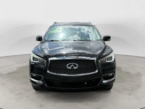 Photos of 2018 INFINITI QX60 BASE for sale in Kansas City, MO at The Big Lot - Car Credit