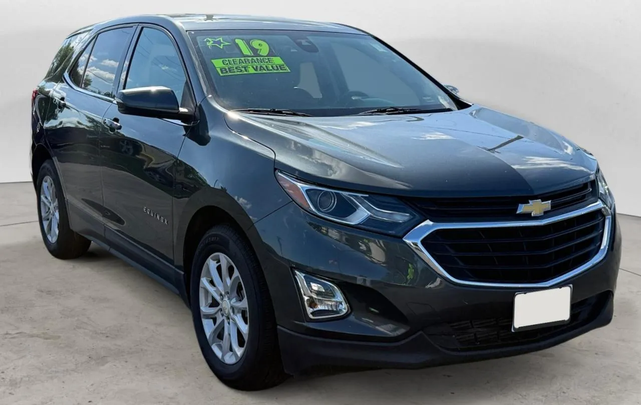 Gray 2019 CHEVROLET EQUINOX LT (2FL) for sale in Kansas City, MO