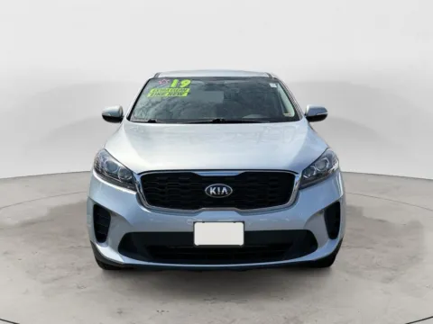 Photos of 2019 KIA SORENTO LX; L for sale in Kansas City, MO at The Big Lot - Car Credit