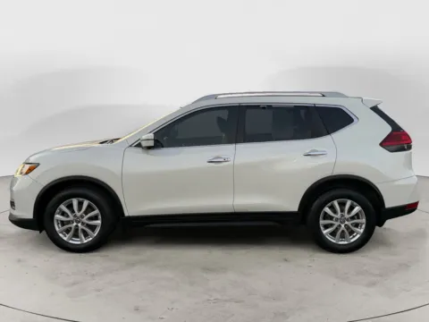 More photos of 2017 NISSAN ROGUE S; SL; SV at The Big Lot - Car Credit, MO