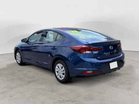 More photos of 2020 HYUNDAI ELANTRA LIMITED; SE at The Big Lot - Car Credit, MO