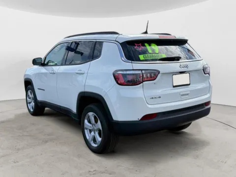 More photos of 2019 JEEP COMPASS LATITUDE; AL LATITUDE; ALTITUDE at The Big Lot - Car Credit, MO