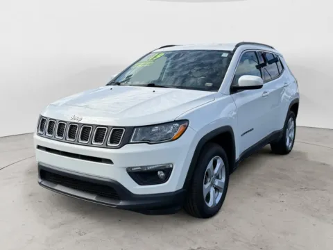 Another view of 2019 JEEP COMPASS LATITUDE; AL LATITUDE; ALTITUDE for sale in Kansas City, MO at The Big Lot - Car Credit