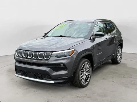 Gray 2022 JEEP COMPASS LIMITED for sale in Kansas City, MO