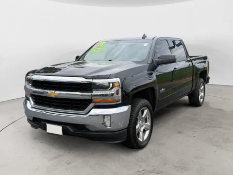 Another view of 2018 CHEVROLET SILVERADO LT for sale in Kansas City, MO at The Big Lot - Car Credit