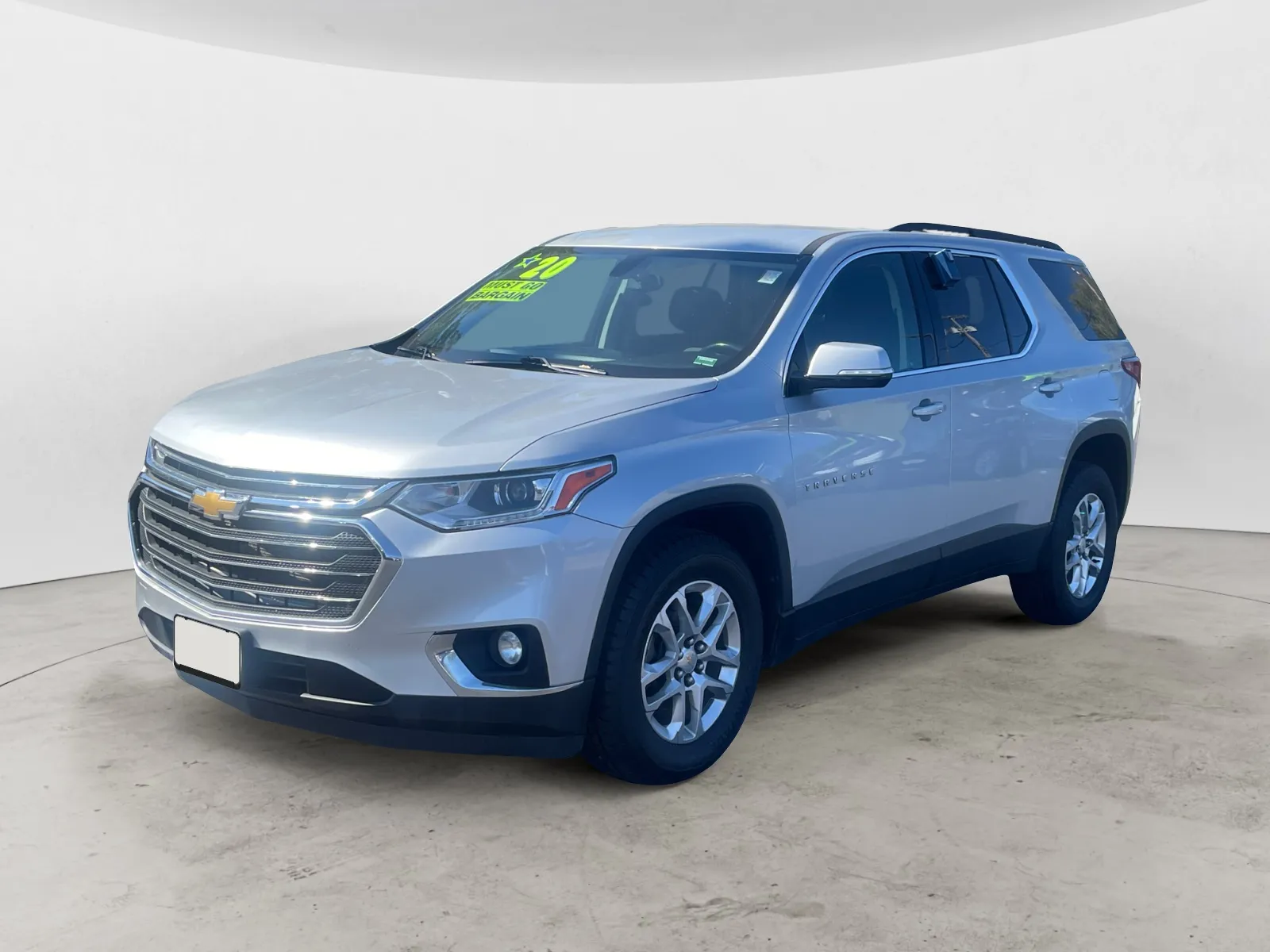 Silver 2020 CHEVROLET TRAVERSE LT CLOTH for sale in Kansas City, MO