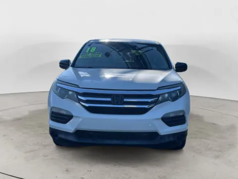 Photos of 2018 HONDA PILOT LX for sale in Kansas City, MO at The Big Lot - Car Credit