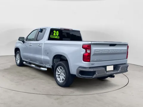 More photos of 2020 CHEVROLET SILVERADO LT at The Big Lot - Car Credit, MO