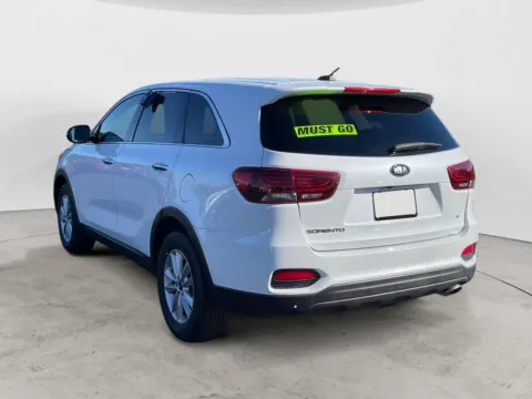 More photos of 2020 KIA SORENTO LX; L at The Big Lot - Car Credit, MO