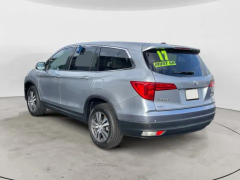 More photos of 2017 HONDA PILOT EXL at The Big Lot - Car Credit, MO
