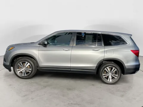 More photos of 2017 HONDA PILOT EXL at The Big Lot - Car Credit, MO