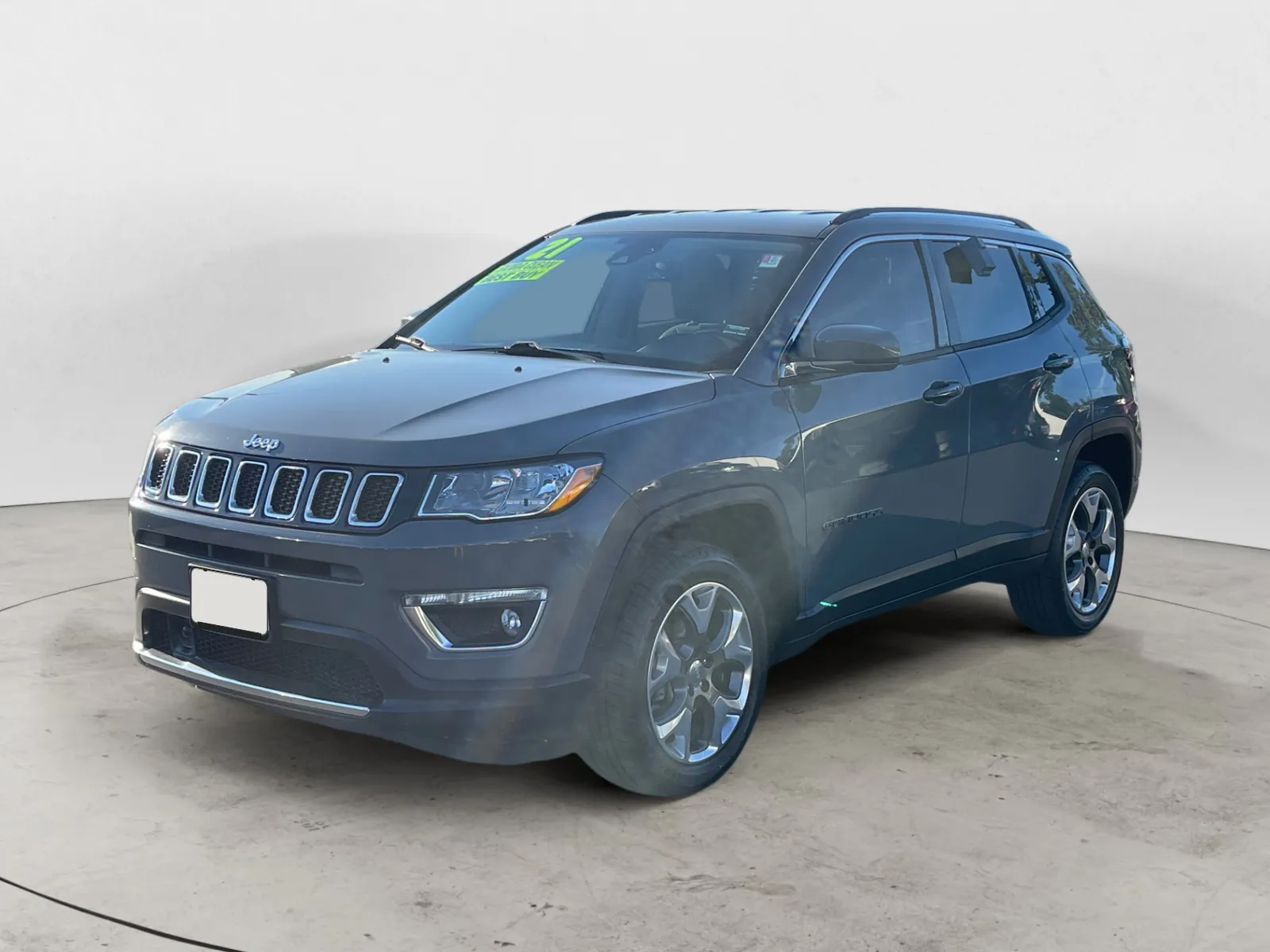 Gray 2021 JEEP COMPASS LIMITED for sale in Kansas City, MO