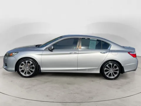 More photos of 2015 HONDA ACCORD SPORT at The Big Lot - Car Credit, MO
