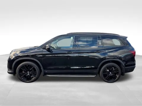More photos of 2021 Honda Pilot Black Edition at Auto Outlets of Webster, NY