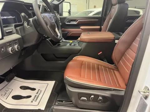 More photos of 2026 GMC Sierra 2500 HD Denali Ultimate at Dale Howard Auto Center of Iowa Falls, IA