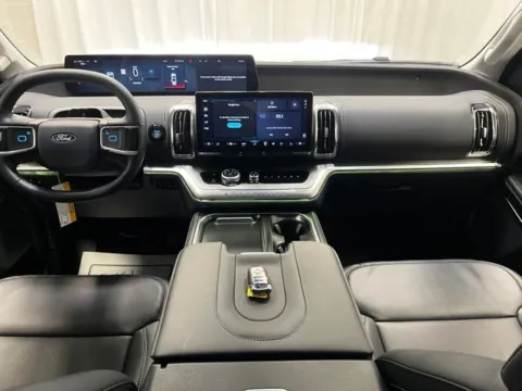 More photos of 2027 Ford Expedition Max Platinum at Dale Howard Auto Center of Iowa Falls, IA