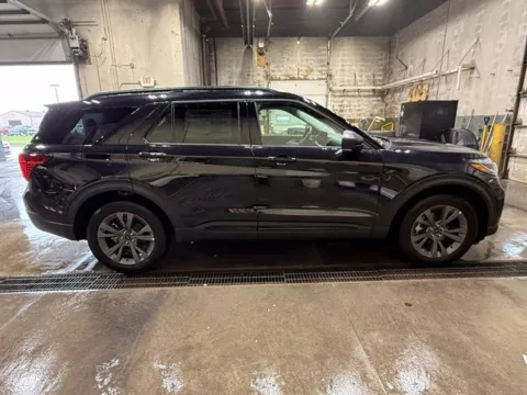 Photos of 2026 Ford Explorer Active for sale in Iowa Falls, IA at Dale Howard Auto Center of Iowa Falls