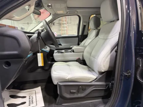 More photos of 2027 Ford Expedition Platinum at Dale Howard Auto Center of Iowa Falls, IA