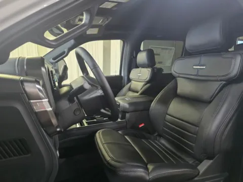 More photos of 2026 Ford F-350SD Platinum at Dale Howard Auto Center of Iowa Falls, IA