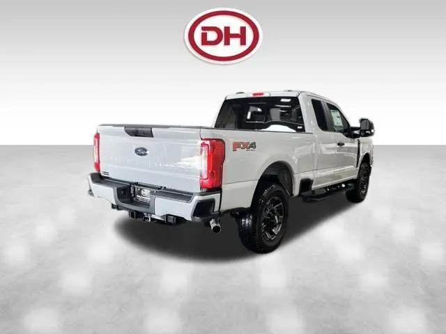 2026 Ford F-250 Super Duty XL - Photo 12