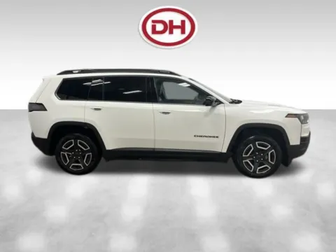 Another view of 2026 Jeep Cherokee Limited for sale in Iowa Falls, IA at Dale Howard Auto Center of Iowa Falls