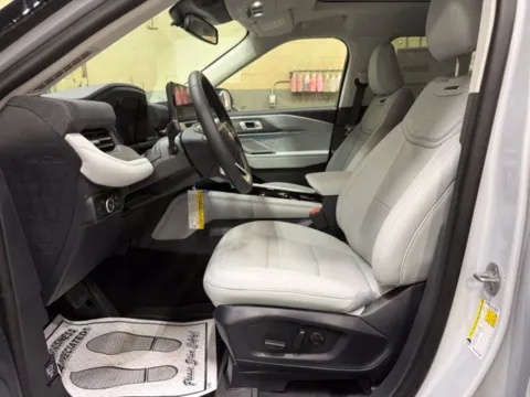 More photos of 2026 Ford Explorer Platinum at Dale Howard Auto Center of Iowa Falls, IA