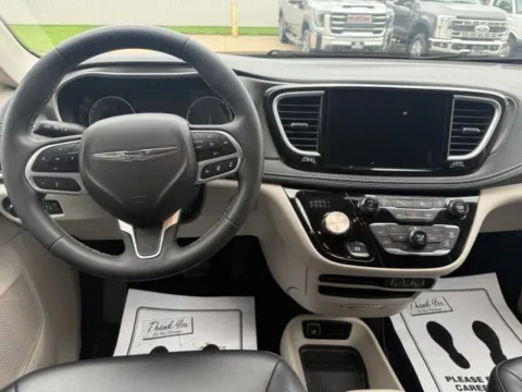 More photos of 2023 Chrysler Pacifica Touring L at Dale Howard Auto Center of Iowa Falls, IA