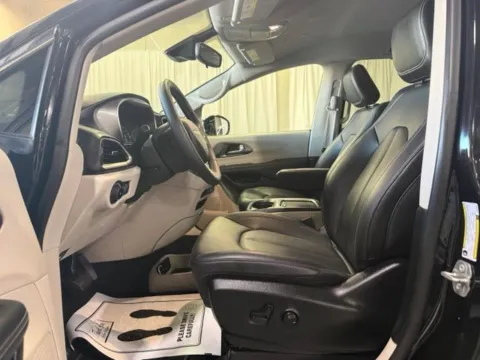 More photos of 2024 Chrysler Pacifica Touring L at Dale Howard Auto Center of Iowa Falls, IA