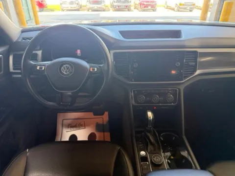 More photos of 2019 Volkswagen Atlas SEL at Dale Howard Auto Center of Iowa Falls, IA