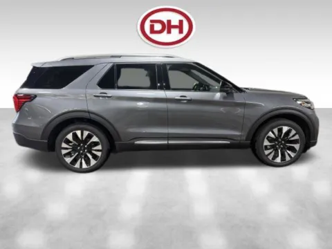 Photos of 2027 Ford Explorer Platinum for sale in Iowa Falls, IA at Dale Howard Auto Center of Iowa Falls