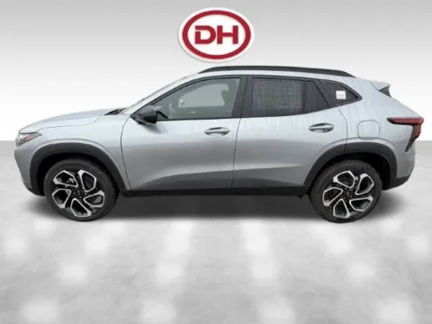 More photos of 2026 Chevrolet Trax 2RS at Dale Howard Auto Center of Iowa Falls, IA