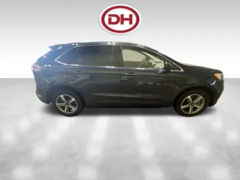 Photos of 2024 Ford Edge SEL for sale in Iowa Falls, IA at Dale Howard Auto Center of Iowa Falls