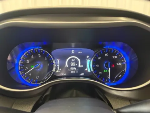 More photos of 2026 Chrysler Pacifica Select at Dale Howard Auto Center of Iowa Falls, IA