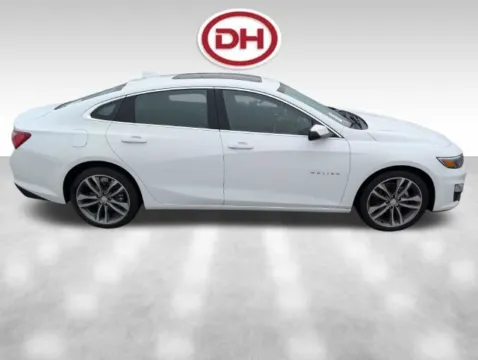 More photos of 2022 Chevrolet Malibu LT at Dale Howard Auto Center of Iowa Falls, IA