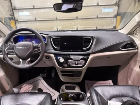More photos of 2022 Chrysler Pacifica Hybrid Touring L at Dale Howard Auto Center of Iowa Falls, IA