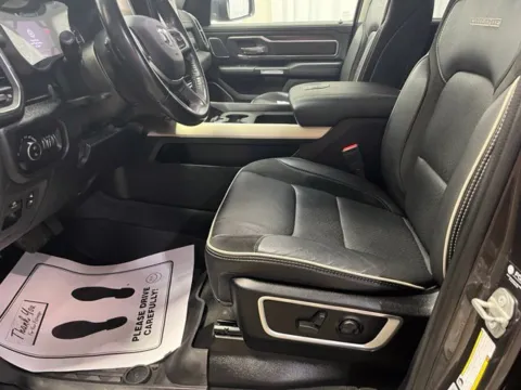 More photos of 2022 Ram 1500 Laramie at Dale Howard Auto Center of Iowa Falls, IA