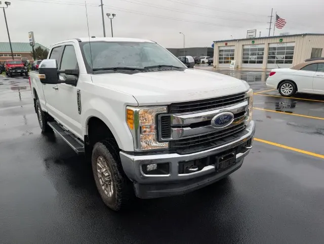 White 2017 Ford F-250SD XLT for sale in Iowa Falls, IA