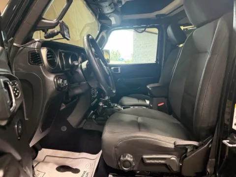 More photos of 2018 Jeep Wrangler Unlimited Sport S at Dale Howard Auto Center of Iowa Falls, IA