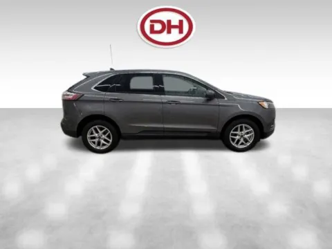 Photos of 2023 Ford Edge SEL for sale in Iowa Falls, IA at Dale Howard Auto Center of Iowa Falls