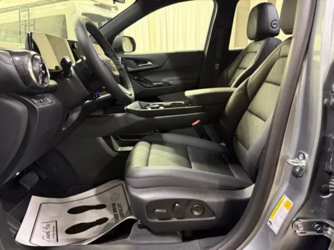 More photos of 2027 Chevrolet Equinox LT at Dale Howard Auto Center of Iowa Falls, IA