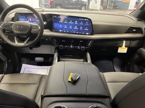 More photos of 2027 Chevrolet Tahoe Z71 at Dale Howard Auto Center of Iowa Falls, IA