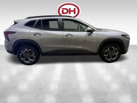 Photos of 2026 Chevrolet Trax LT for sale in Iowa Falls, IA at Dale Howard Auto Center of Iowa Falls