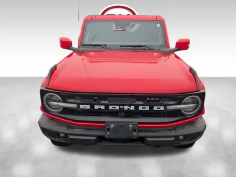 Photos of 2022 Ford Bronco Outer Banks for sale in Iowa Falls, IA at Dale Howard Auto Center of Iowa Falls