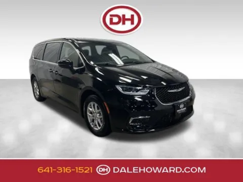 Black 2026 Chrysler Pacifica Select for sale in Iowa Falls, IA