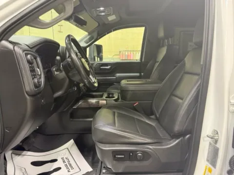 More photos of 2021 Chevrolet Silverado 2500 HD LTZ at Dale Howard Auto Center of Iowa Falls, IA