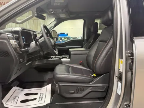 More photos of 2027 Ford F-350SD Lariat at Dale Howard Auto Center of Iowa Falls, IA