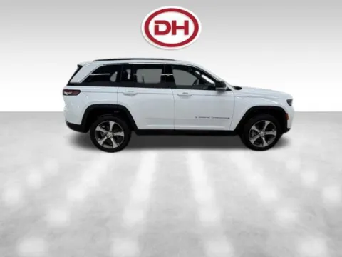 Photos of 2024 Jeep Grand Cherokee Limited for sale in Waverly, IA at Dale Howard Auto Center of Waverly